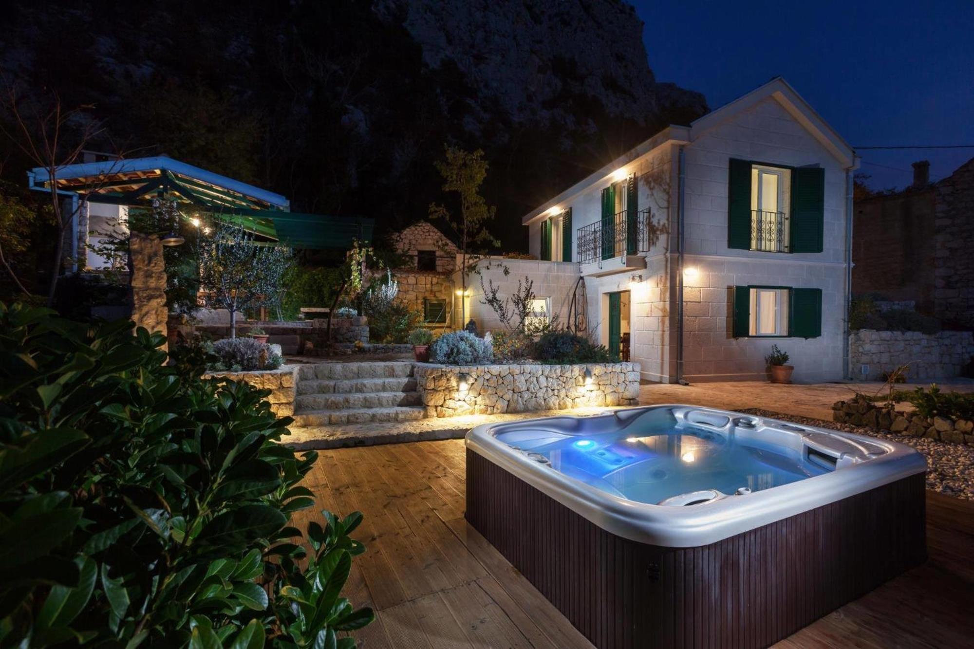 Villa Makar Makarska